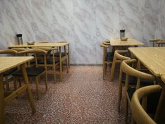 -白翔甜食店