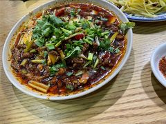 -杨三孃跷脚牛肉(清凤时代店)