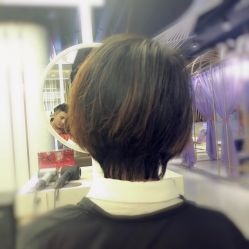 -朗峰专业美发沙龙