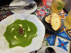 圣日耳曼汤配法国大叔的烤面包-LESCEDARS Brasserie Bistro香柏树