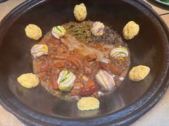 -万里闯关东铁锅炖菜馆(高新旗舰店)