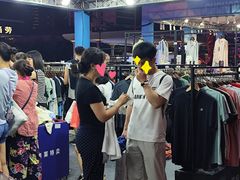 -观音桥步行街