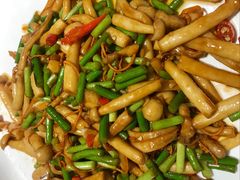 -柴米油盐三杯鸡(象山北路店)