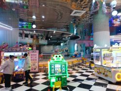 -润动会·家庭游乐中心(昆山前进欧尚店)