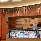 玫瑰见证爱情，纯动物奶油见证品质，这款情人节蛋糕太🉑️了！