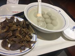 -汪一挑馄饨(老街店)