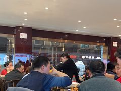 -川流不息·地道川菜·小龙虾(松东路店)