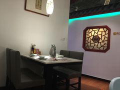 卡座-华馨园北京烤鸭(丽水店)