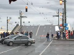 -滴血救世主教堂