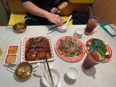 -明腾壹间茶餐厅(新都会花园广场店)