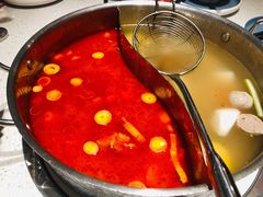 牛骨番茄鸳鸯锅-左庭右院鲜牛肉火锅(环球港店)