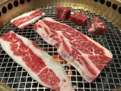 -铭牛烧肉·和牛海鲜自助(高新月牙湖店)