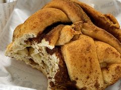 经典绿豆寇肉桂卷-River精品面包