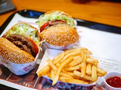 -The Habit Burger Grill 哈比特汉堡(复兴soho店)