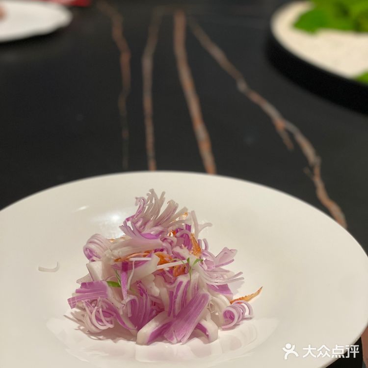 新开业的浦江名荟和浦江荟一样,一如既往的有着排场和体面