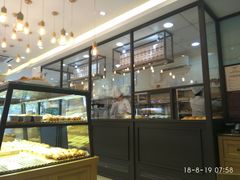 面包甜点陈列柜-味多美蛋糕(西安门店)