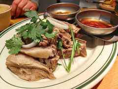 -纳鲁孜·新疆特色餐厅(上海悦荟广场店)