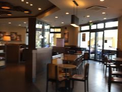 大堂-星巴克(无锡百联奥特莱斯店)