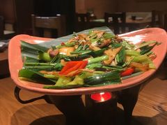 -云海肴·汽锅鸡·云南菜(天山百盛优客店)