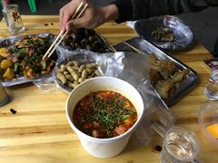 -八一路好吃街(雨田商务大厦店)