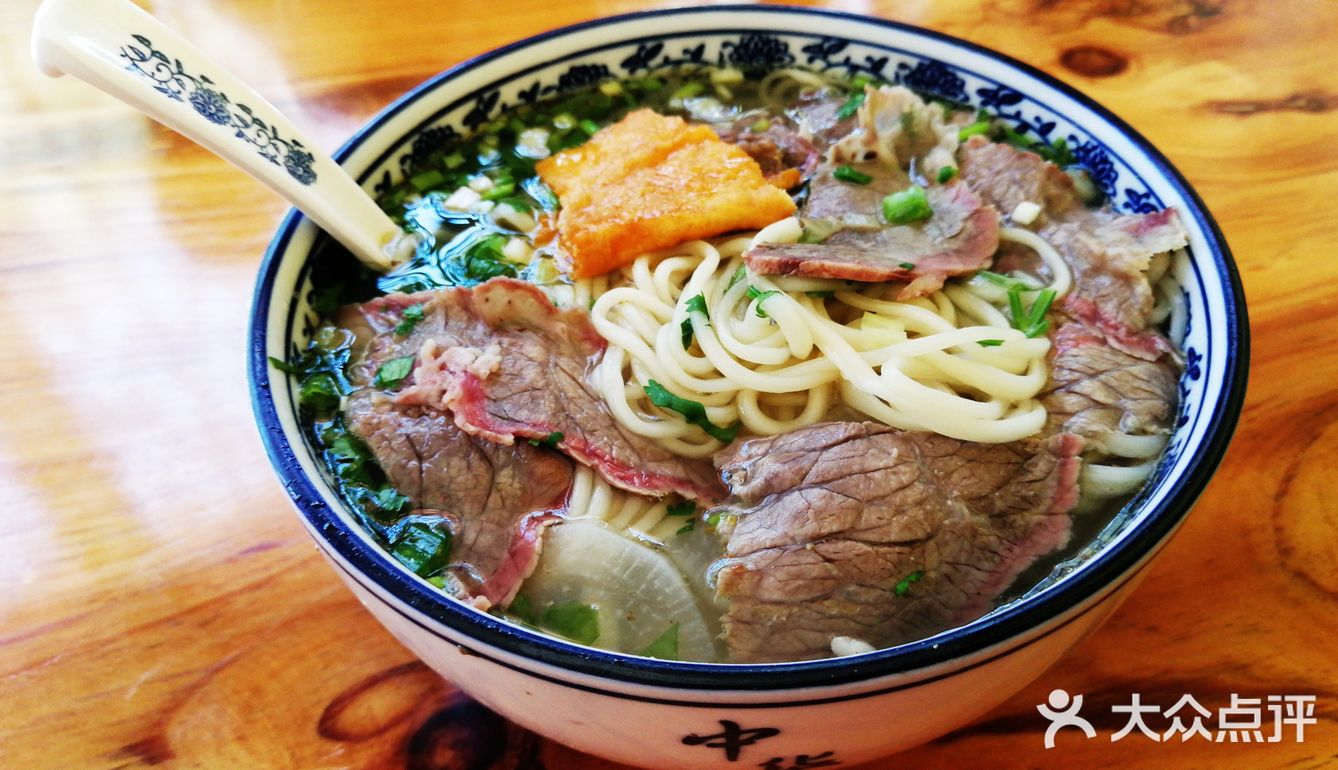 分量很足，肉也是满满一层，非常实在的一家店