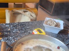 -一席地·本地鸡窝·杭帮鸡火锅(萧山银隆百货店)