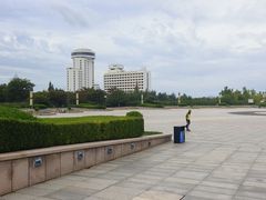 -汇泉广场