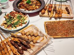 -亚伟瓦罐面美食城(淇县总店)