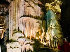 -波斯托伊纳溶洞