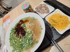 -鼎义丰功夫面(星光大道店)