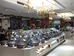 自助取餐区-泉福居酱骨头自助广场(南大街商业步行街店)