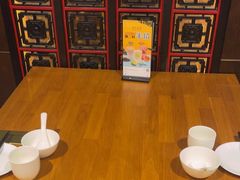 -乐忻皇朝(上海中心大厦店)