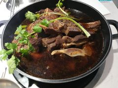 -运气牛自助酱大骨火锅(南京东路店)