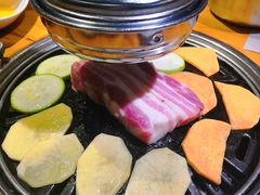 -唯成•韩国炭火烤肉 유성고기