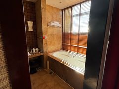 -三亚亚龙湾红树林度假酒店