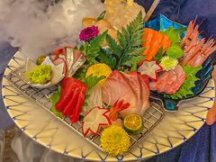 -铭牛烧肉·和牛海鲜自助(高新月牙湖店)