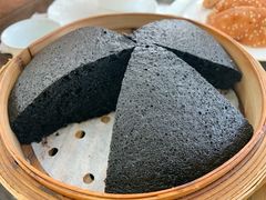 竹炭马拉糕-悦湖公馆