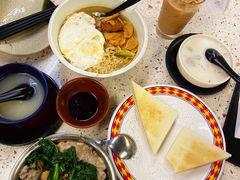 咸鱼肉饼饭-新辉港式茶餐厅(北栅店)