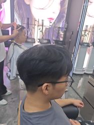 -藤野造型烫染·漂发