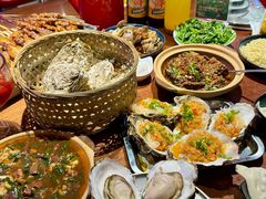 -蚝堡海鲜·威海菜·海肠捞饭·烧烤·亚洲吃蚝公司(幸福门店)