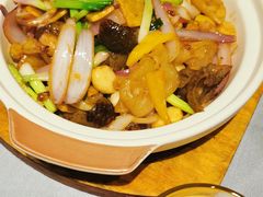 海参豆腐煲-T館·花园艺术餐厅