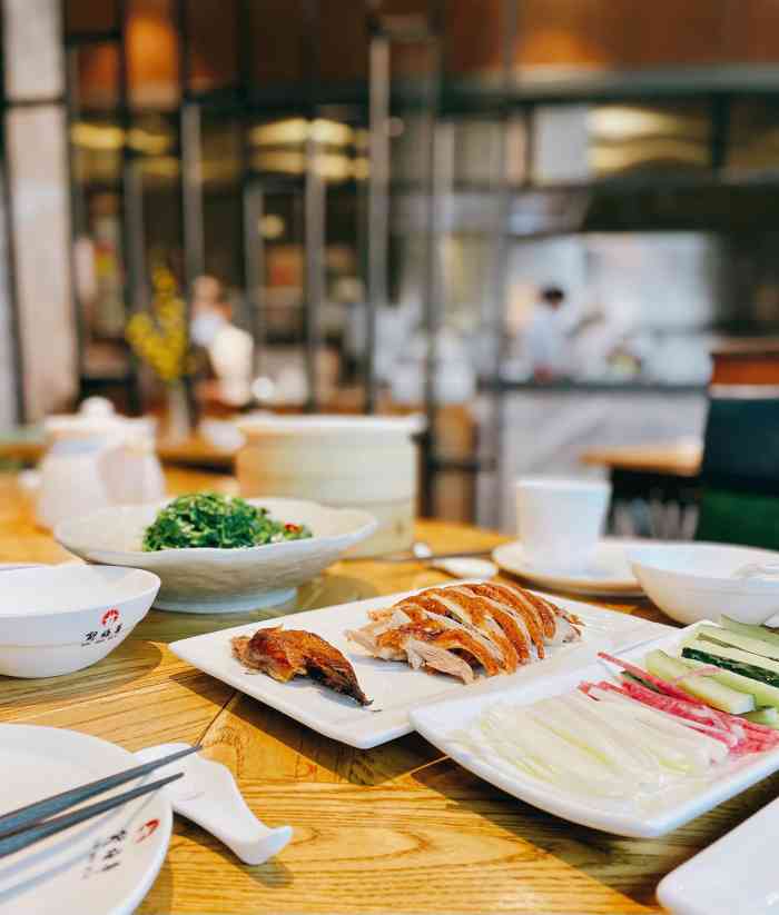 新梅华餐厅(昆山九方城店)