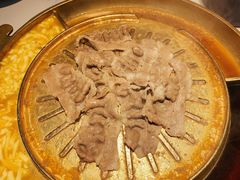 -猪啊牛呀羊啊铜盘烤肉(正大广场店)