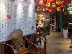 -头上红煨盐鸡·非遗院子餐厅
