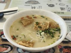 -凯峰鱼汤米线(金利達店)