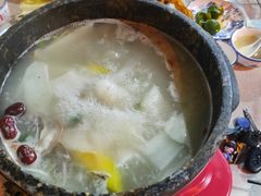 -墨脱石锅椰子鸡•香草鸭•东山羊(大东海店)