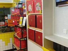 -周黑鸭(武汉汉阳区江城大道永旺店)