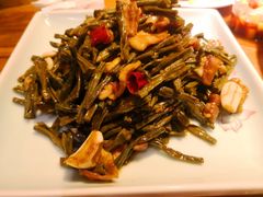 东北干豆角焖肉-戴记龙虾(天泽街店)