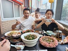 -五马集·海鲜·温州大牌档(黑金冠五马街十字路口店)