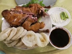 精品香酥鸭-晋阳饭庄(虎坊桥店)